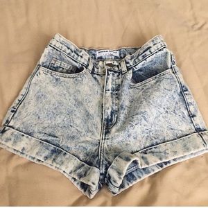 High wasted shorts